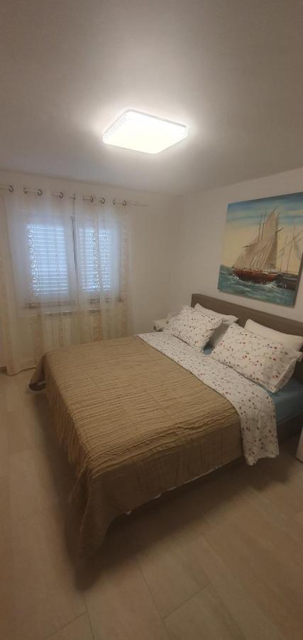 Hause Lupic Apartment Rab Town Exterior foto